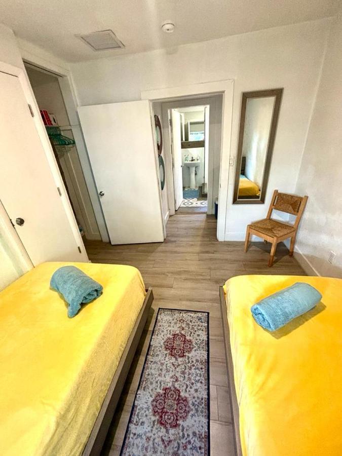 Nice 2 Twin Bedroom - Best Central Location In Miami - Luggage Storage, Parking And Laundry For Free!!!! Eksteriør bilde