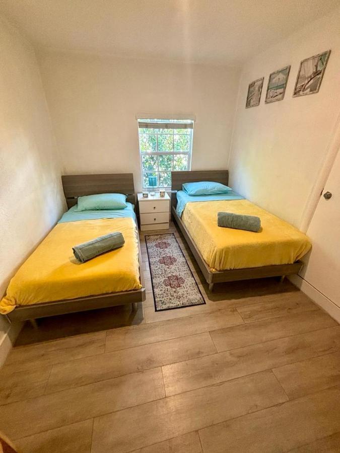 Nice 2 Twin Bedroom - Best Central Location In Miami - Luggage Storage, Parking And Laundry For Free!!!! Eksteriør bilde
